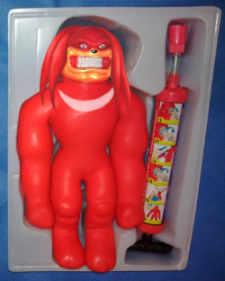 ndnode:  thefortressofscience:  knuckles new design  I cant stop Laughing!