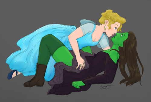 spiritintheinkwell:Starting femslash february with the witches we all adore.