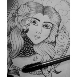 Na aula :3 inspirada no @nunespedro_ kkkkkkkk #mermaid #nautical #drawingoftheday #draw #bomdia #sketch  (em Prédio de Multimeios (Bob Esponja))