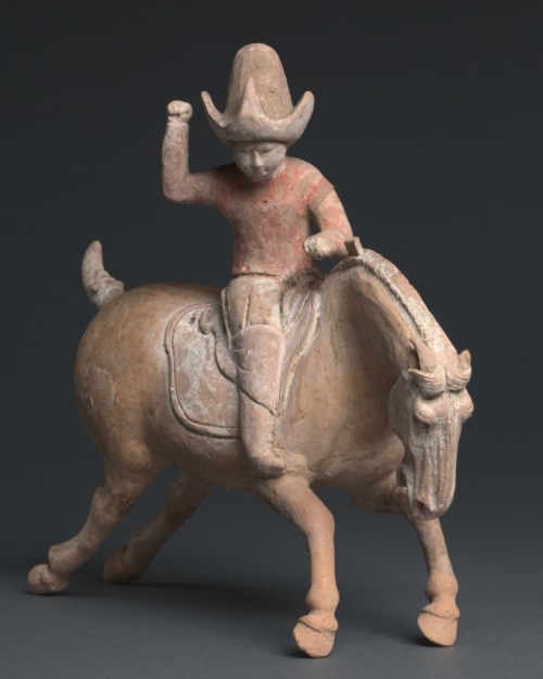 cma-chinese-art: Polo Player, late 7th-early 8th Century, Cleveland Museum of Art: Chinese Art An e