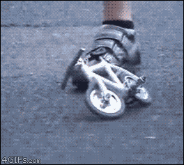 iridessence:deerstroyer:when u go on someone’s blog and the text is tiny afa more