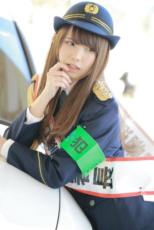 enakoえなこEnako became the chief of Chiba&rsquo;s Police Station for one day on December 14.