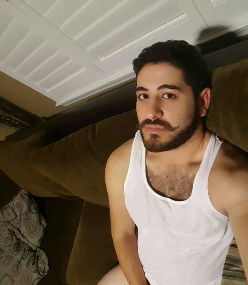 queerkuffiyeh:I want to go out but no energy. What do. 