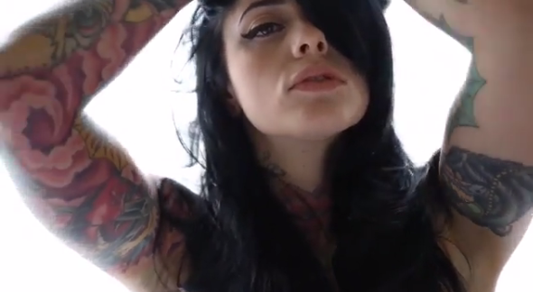 radeo-suicide-girl:  Siempre bella