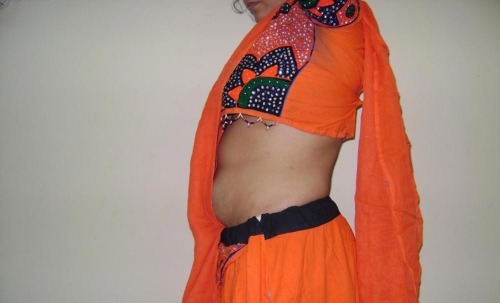 prythm:  Desi Bhanhi showing her new dress ¼ Follow http://prythm.tumblr.com/ for more… KIK: Prythm