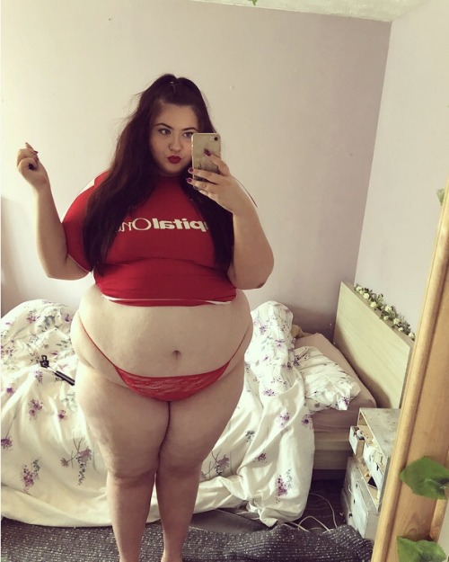 Porn that-fatt-girl:  And I just look cute as photos