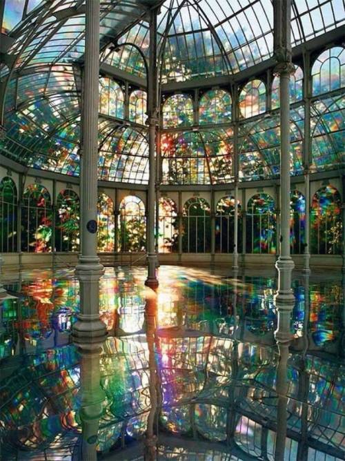 pvnkbaby:    Palacio de Crista (Crystal Palace) in Madrid, Spain 
