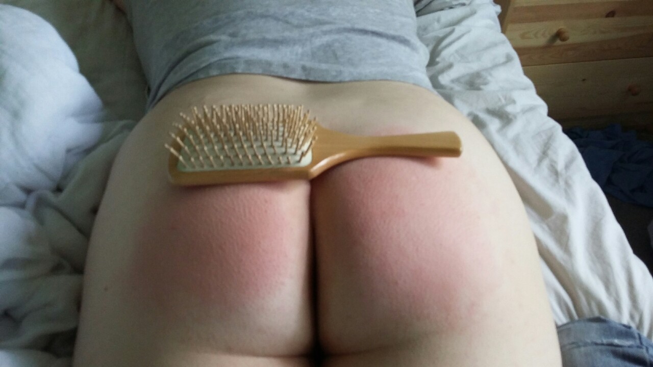 little-miss-joy:  She broke a hairbrush on my butt  Wonderful!