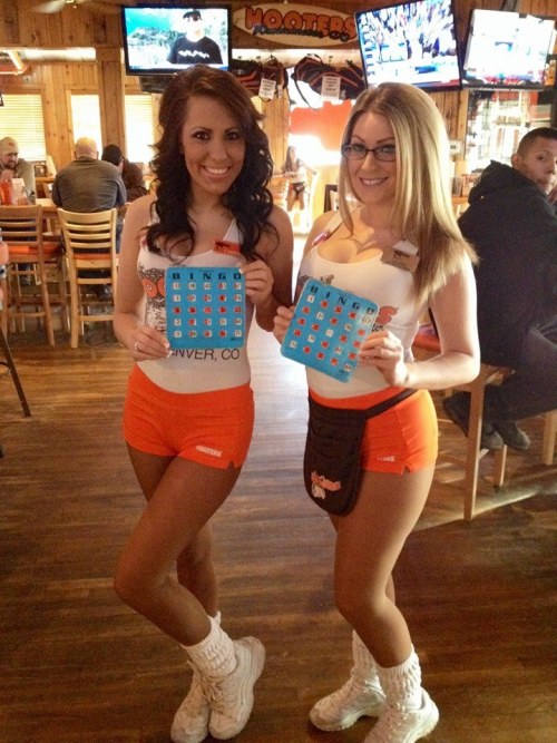 Follow Hooters Girls Tumblr on Twitter @HootersGirlsTum