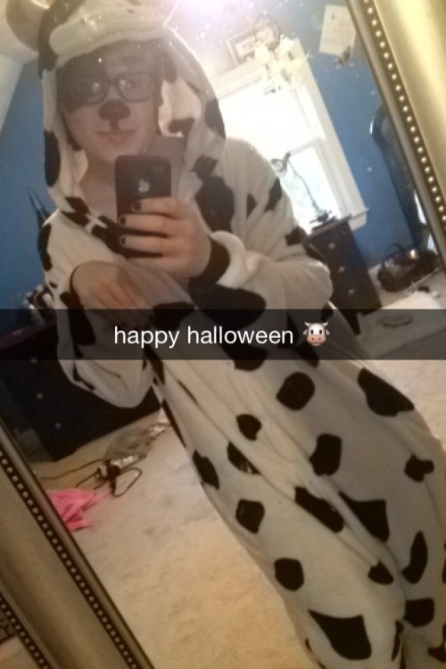 totallyjacobsanders:  happy halloween {pre-party pictures}