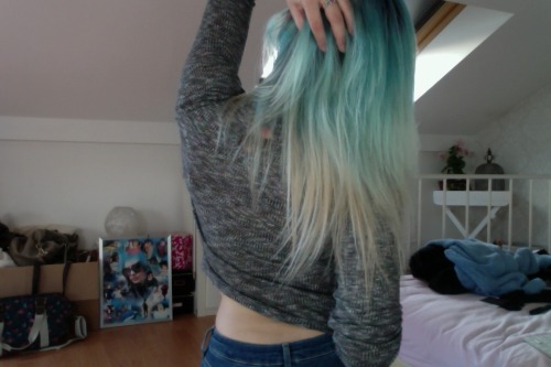 teal ombre hair rn