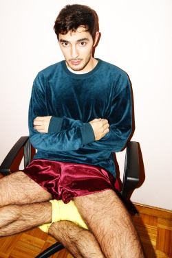 Omg - Those Legs - That Face! Rowr!