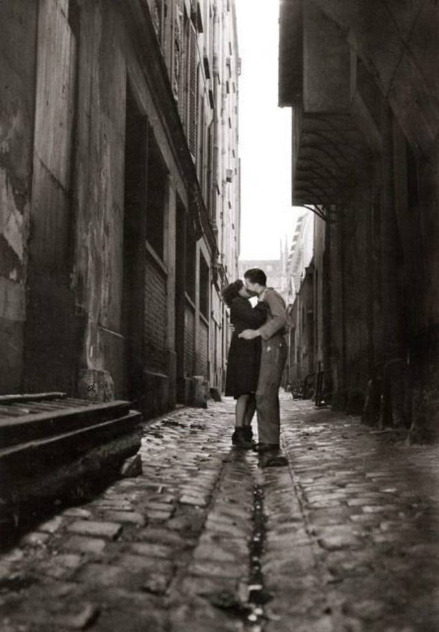 Les Amourex, Paris, Photo by Jean-Philippe Charbonnier, 1946 #jean-philippe charbonnier