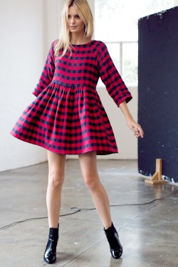 what-do-i-wear:   Zu boots, Asos dress. (image: tuulavintage)