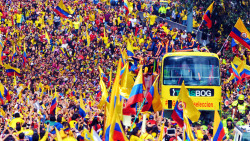 andreahiguain:  A crowd of Colombian fans