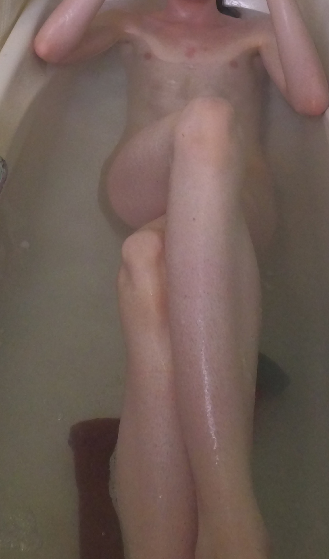 Some more bathtime pictures. Honestly I didn’t even take that many, I was just