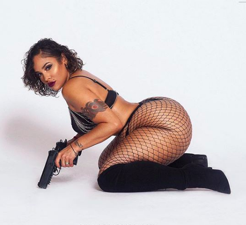 bimboloveaffair:  Miss Scarlett