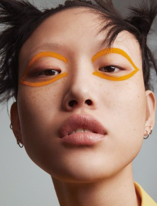 hummingbirdhoney:thebeautymodel:‘Bird Like Colours’ Sora Choi by Benjamin Lennox for Vo