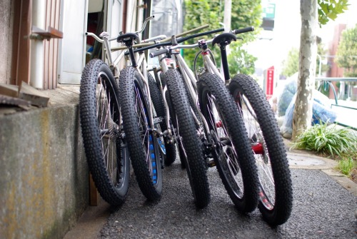 scubabikes:  ＜BYOB Factory 29+ project＞ 塗装前の他の写真もFlickrにアップしましたので是非チェックしてみて下さい！www.flickr.com