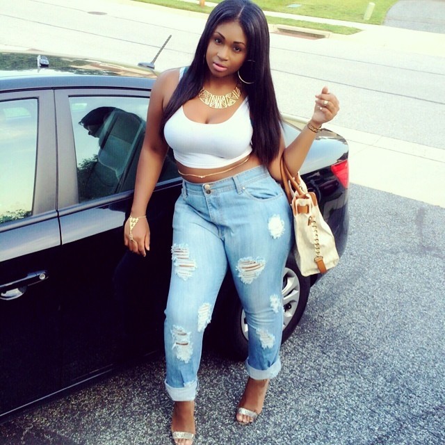 valpowerexoticgirls:  Halle Deneen Instagram: @HalleDeneen 