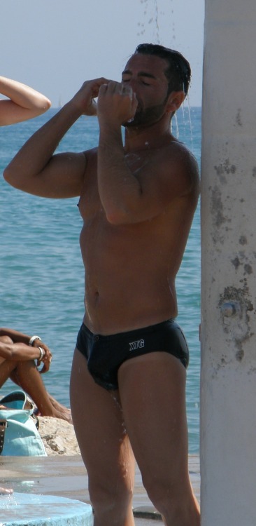 ickp:  Always More Bulges on:ickp2.tumblr.com - Follow!