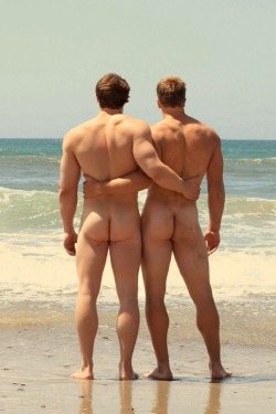 jockthoughts:  Just two guys doing guy things.