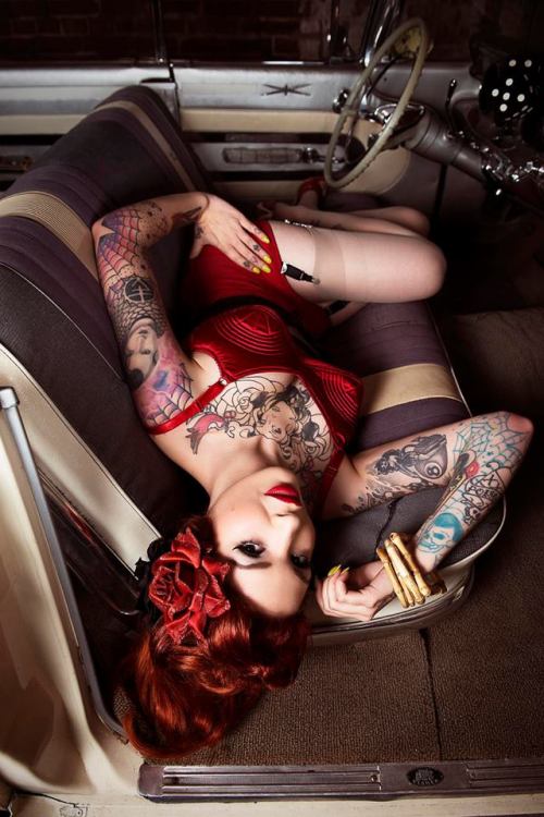 Porn ilovegothgirls:  MODEL tina von nekro  photos