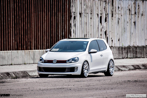 VMR V710 Volkswagen MK6 GTI VMRWheels.com