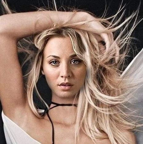 Kaley Cuoco 2021