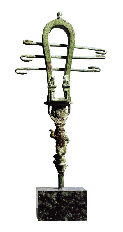 egypt-museum: Sistrum of Isis An undated bronze sistrum, a rattle used in the worship of Isis, was d