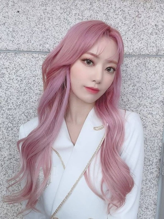 Pinkura is a perfect look, Sakura= Cherry blossoms