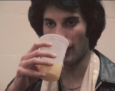 crysqueen: freddiemercurylesbian:  denial anger bargaining depression acceptance