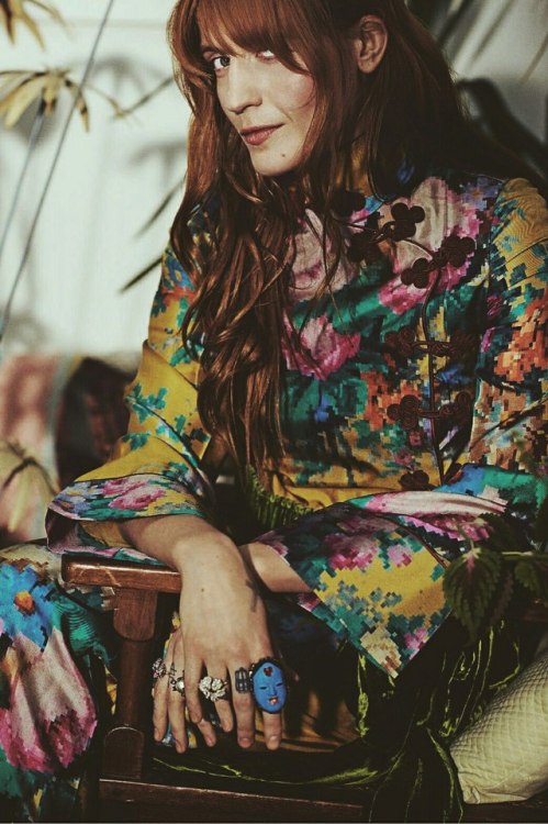 ★ ·.·´¯`·.·★ [ Florence Welch ] ★·.·´¯`·.·★