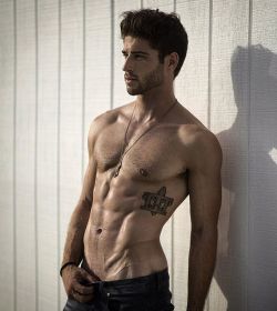 sexy-men-and-boys:  Follow Sexy Men &amp; Boys for more hot guy pics!