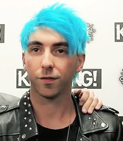 officialalltimelow:  Alex Smileskarth blue hair appreciation (x)