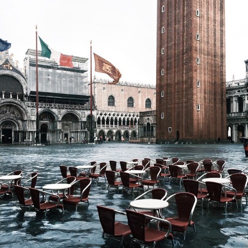 archatlas: #hightidesoclock - Marco Gaggio A small sampling of the images of Venice you will fi