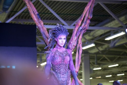 groteleur:  San Diego Comic-Con, the biggest annual celebration of nerd culture is up and running, and there are plenty of sights to see. Check out some of the best costumes and exhibits from the show!