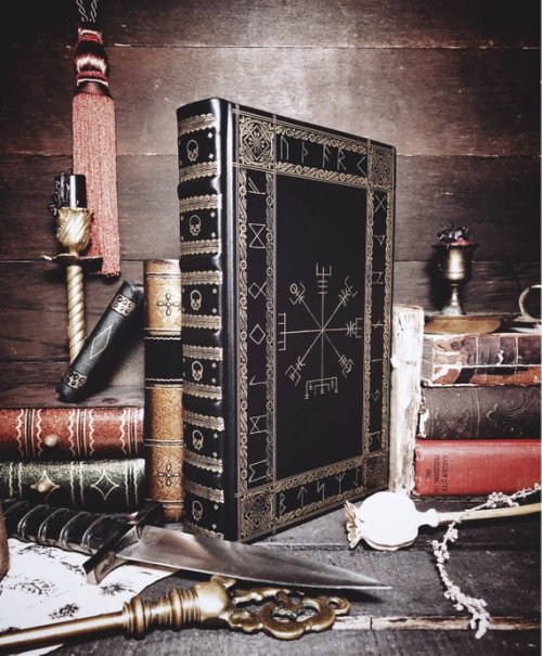 Handmade LeatherboundGrimoire Journals FromMcCallCompany