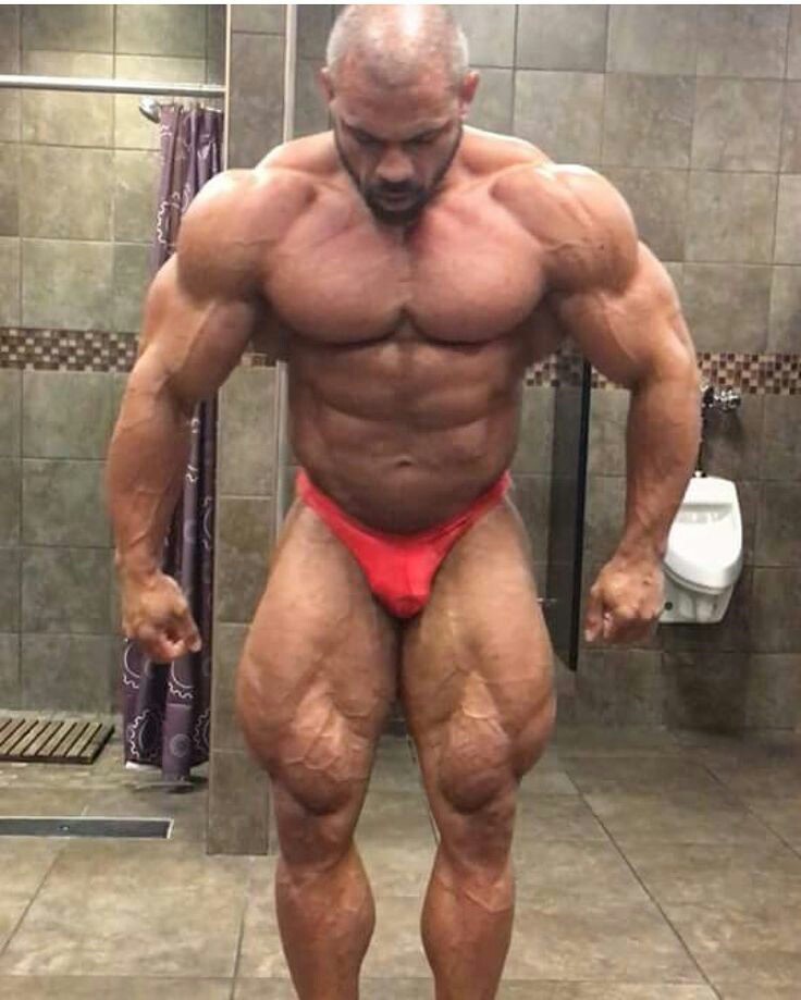 Perfect Muscle Men