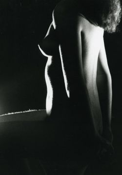 vivipiuomeno1:  A.Deplechin amateur ph - France Risque Nude Woman Solarization Experiment Old Deplechin Photo 1960