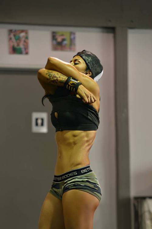 putthatazztowork: dancewithmydemons: Ashley Horner- fitness model/figure competitor Her everythin