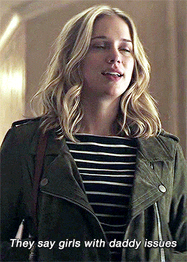 violadvis:YOU | 1x04 “The Captain”