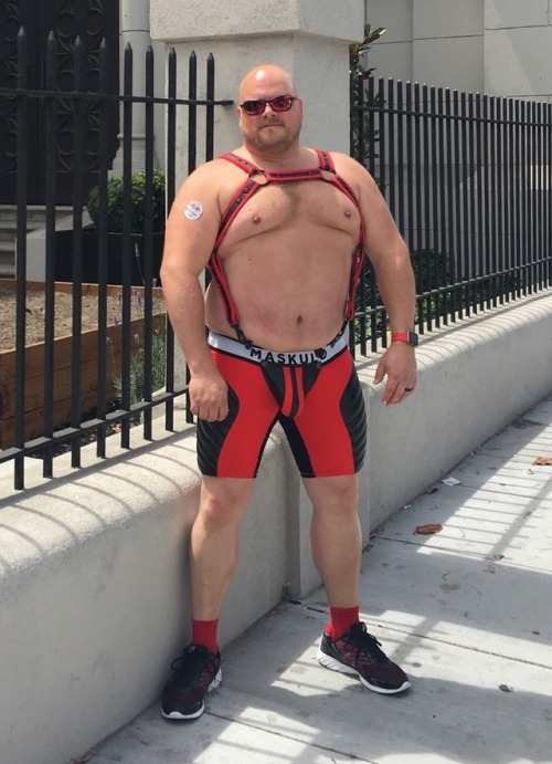 musclebullsf:I’ve done a few Folsom Street Fairs, but today was my first Dore Alley. Decided I