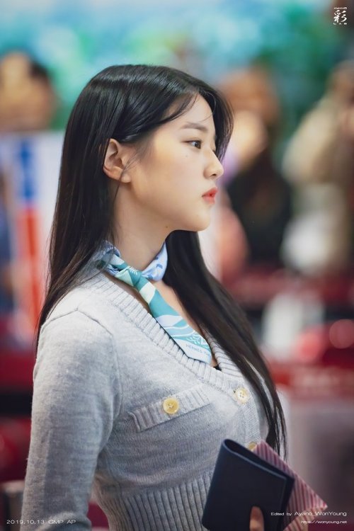 phorbidden: iz-onez:© ayano_wonyoung ◈ do not edit Jang Wonyoung