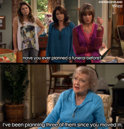 Hot in Cleveland Blogs