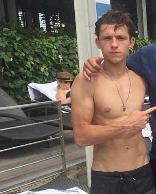 Tom Holland Nude