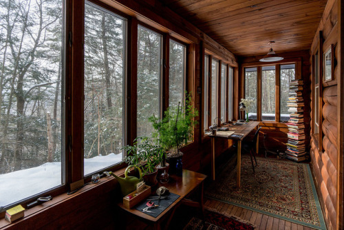 Porn Pics cabinporn:  Noah Kalina’s log cabin in