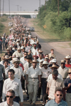 the60sbazaar: Martin Luther King walks in