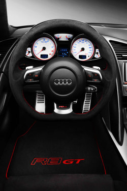 fullthrottleauto:  Audi R8GT 