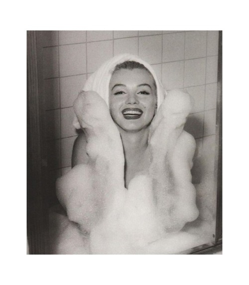 Marilyn Monroe by Andreas De Dienes,1953.